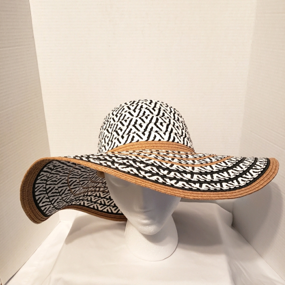 NWOT - CoCo & Carmen Boho Straw Beachy Tan, Black and White Floppy Hat Size: OS - Picture 2 of 9